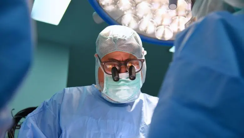Două intervenții cardiovasculare salvatoare pentru Dinu, 86 de ani, descoperite întâmplător