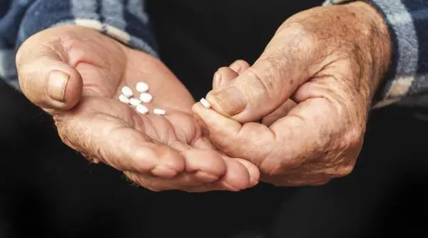 Un nou medicament pentru Parkinson scurtează perioada de reapariție a simptomelor și îmbunătățește mobilitatea
