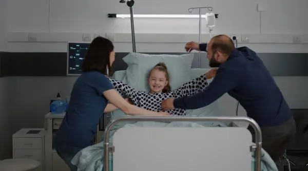 Pediatra din Brașov: „Când copilul e bolnav, cel mai important e să râdă
