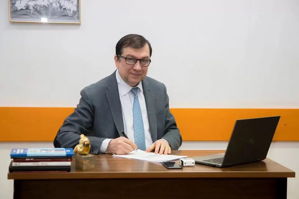 Rectorul Carol Davila: Screening-ul cervical trebuie să fie o călătorie medicală completă