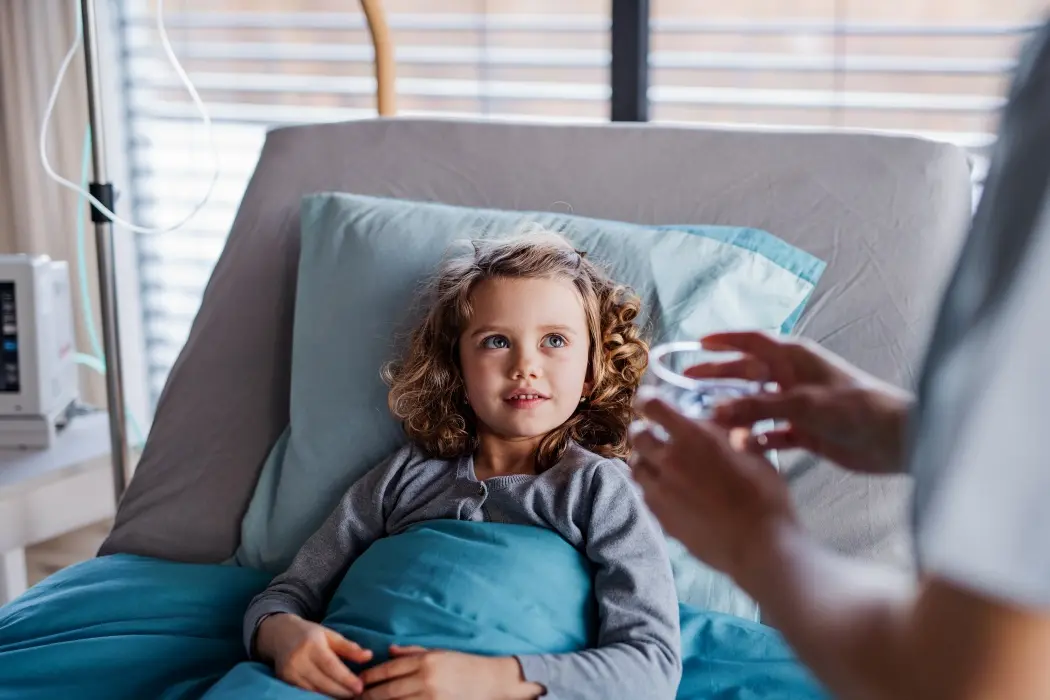 Spitalele pediatrice din Capitală sunt pline de copii bolnavi de viroze