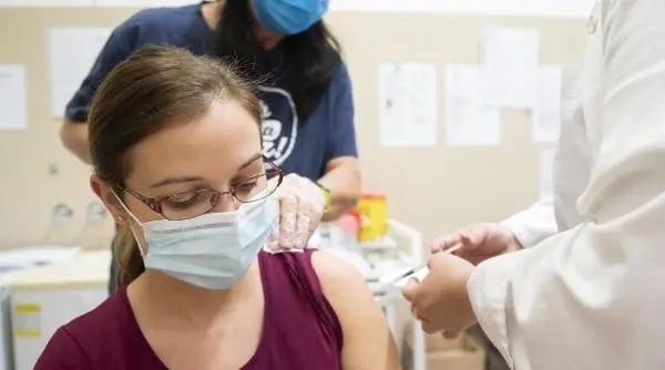 Vaccinarea HPV înainte de sarcină reduce riscul de complicații?